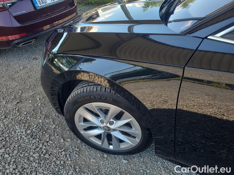  Skoda  Octavia  Combi (NX3)(2020) Oct.C.2.0TDI 110 4x4 Style AT #22