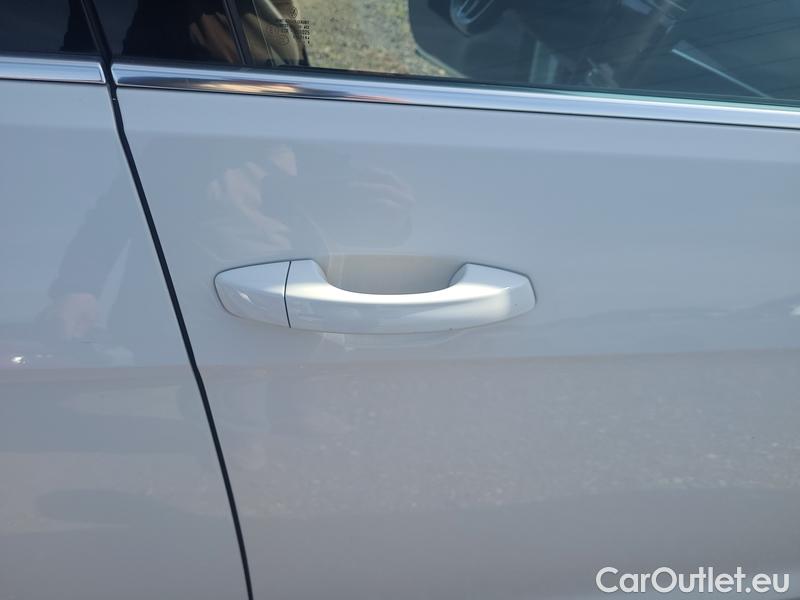  Volkswagen  Golf  VIII Variant (CG5) 2020 Var. 1.6TDI 85 Highline #14