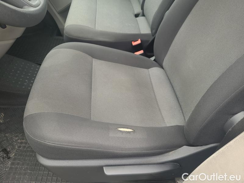  Volkswagen  Transporter T6.1  Platform  (SJ)(08.2019->) Tra.2.0TDI 75 KR 4d #3
