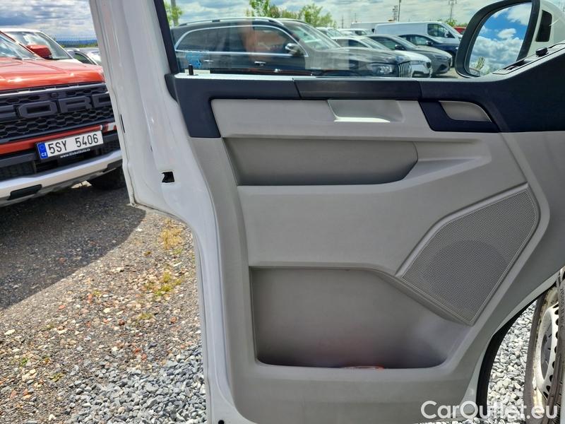  Volkswagen  Transporter T6.1  LCV  (SH)(07.2019->) T6 Com.2.0TDI 150 KR 4d #9