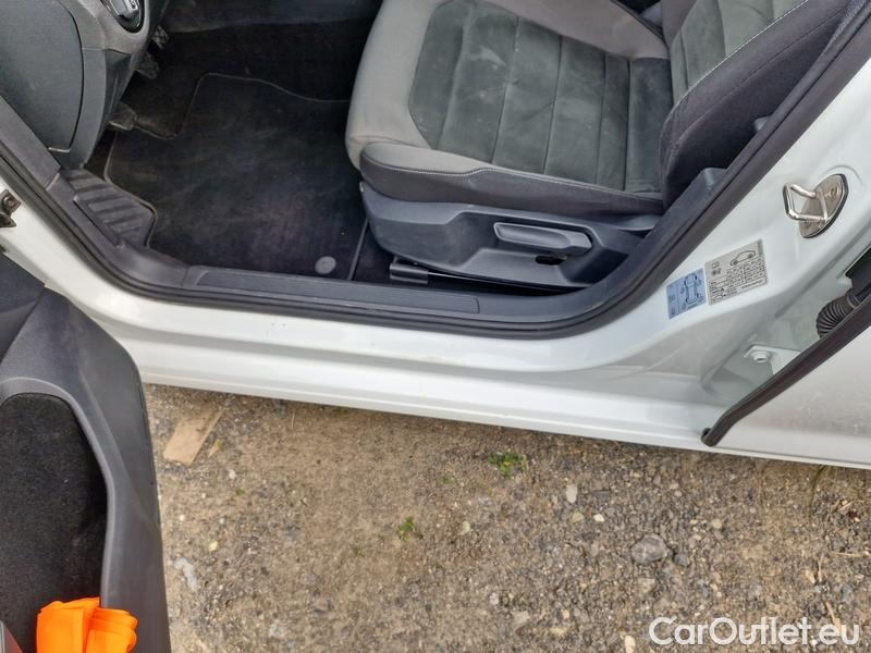  Volkswagen  Golf  VII Variant  (BV5)(2017->) Var 1.5TSI EVO 110 HL #14