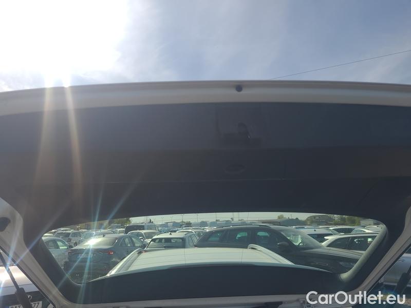  Volkswagen  Golf  VIII Variant (CG5) 2020 Var. 1.6TDI 85 Highline #7