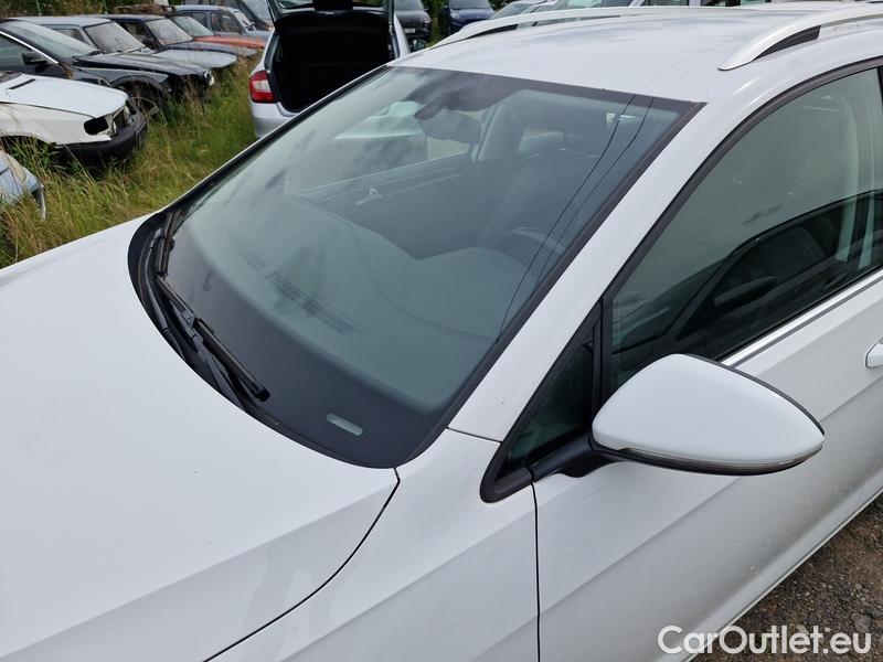  Volkswagen  Golf  VII Variant  (BV5)(2017->) Var 1.5TSI EVO 110 HL #9