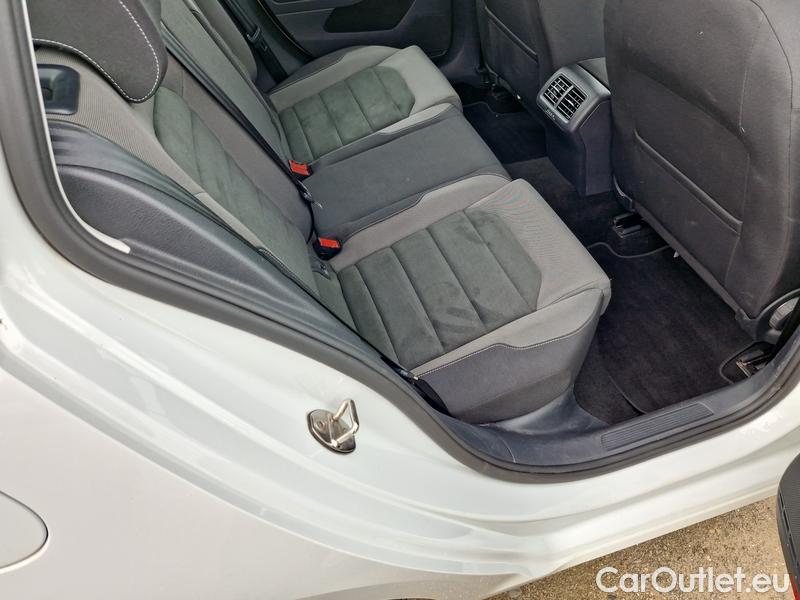  Volkswagen  Golf  VII Variant  (BV5)(2017->) Var 1.5TSI EVO 110 HL #45