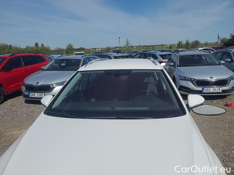  Volkswagen  Golf  VIII Variant (CG5) 2020 Var. 1.6TDI 85 Highline #1