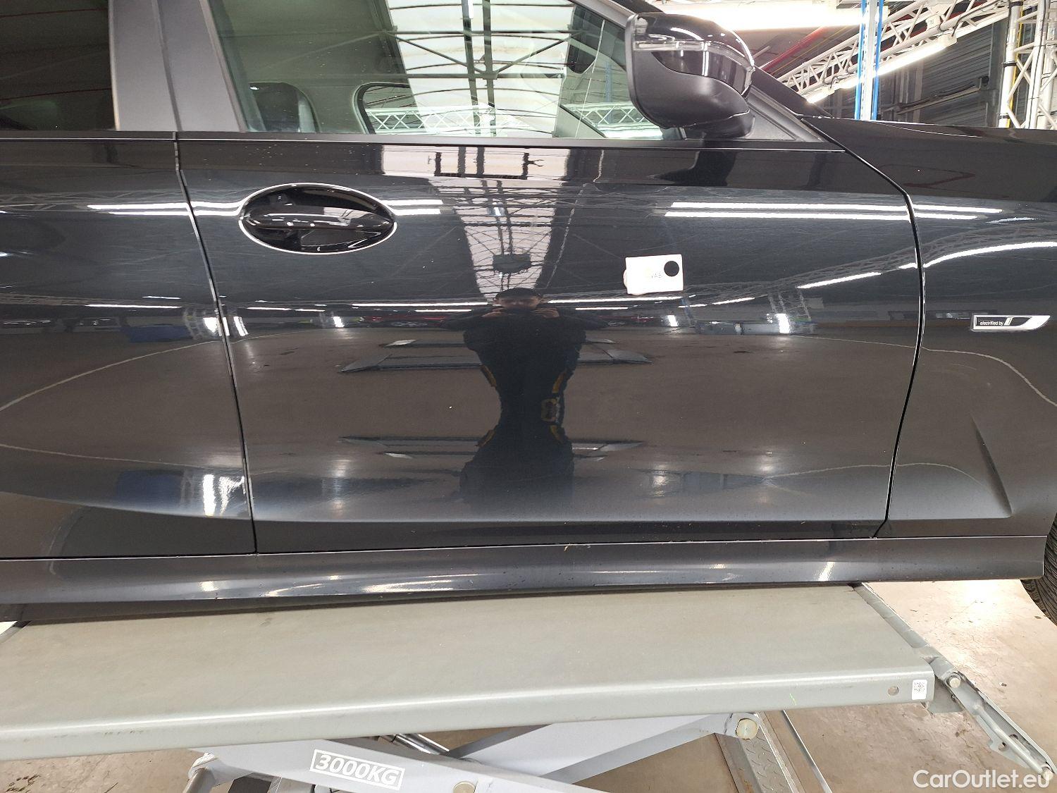  Bmw  Serie 3 BMW, 3-serie To. '18 PHEV, BMW 3 Reeks Touring 330e (215 kW) 5d #24