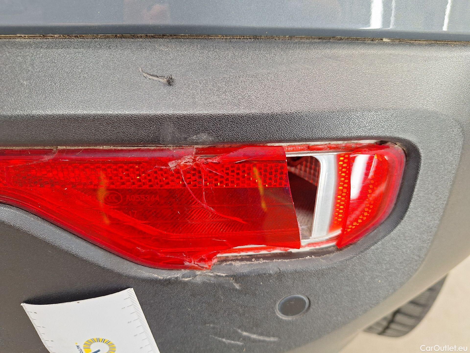  Volvo  XC 40 Volvo, XC40 '17, Volvo XC40 T3 Geartronic Momentum Pro 5d #19