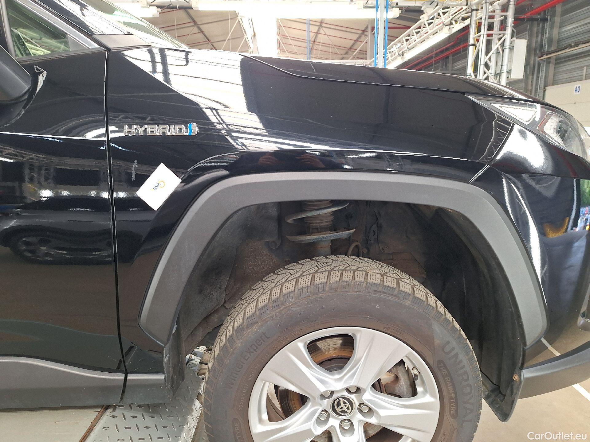  Toyota  RAV4 Toyota,  '18, Toyota  2.5 Hybrid Lithium  CVT 5d #14