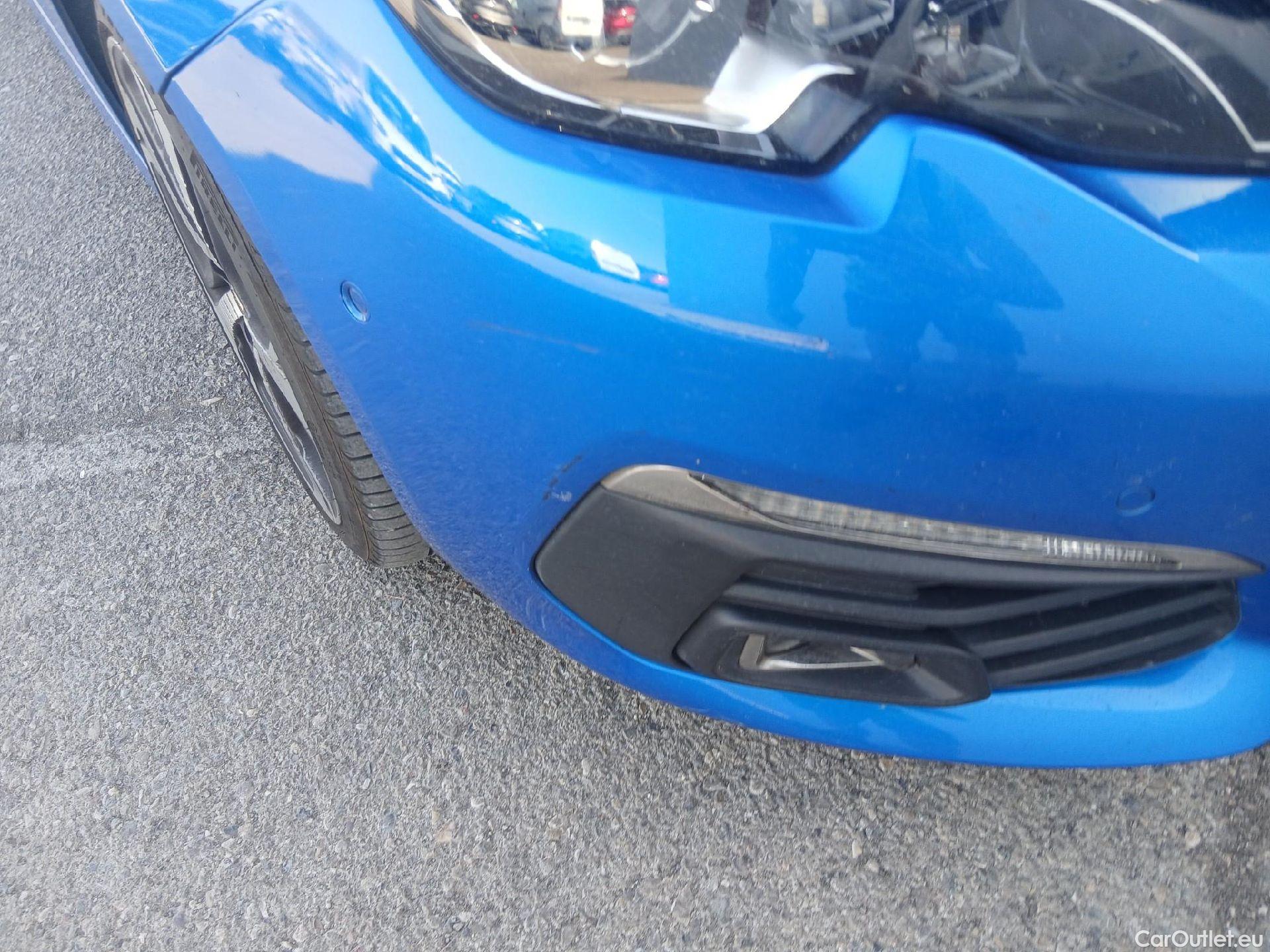  Peugeot  308 PEUGEOT  / 2017 / 5P / familiar SW GT Pack BlueHDi 130 S&S #2