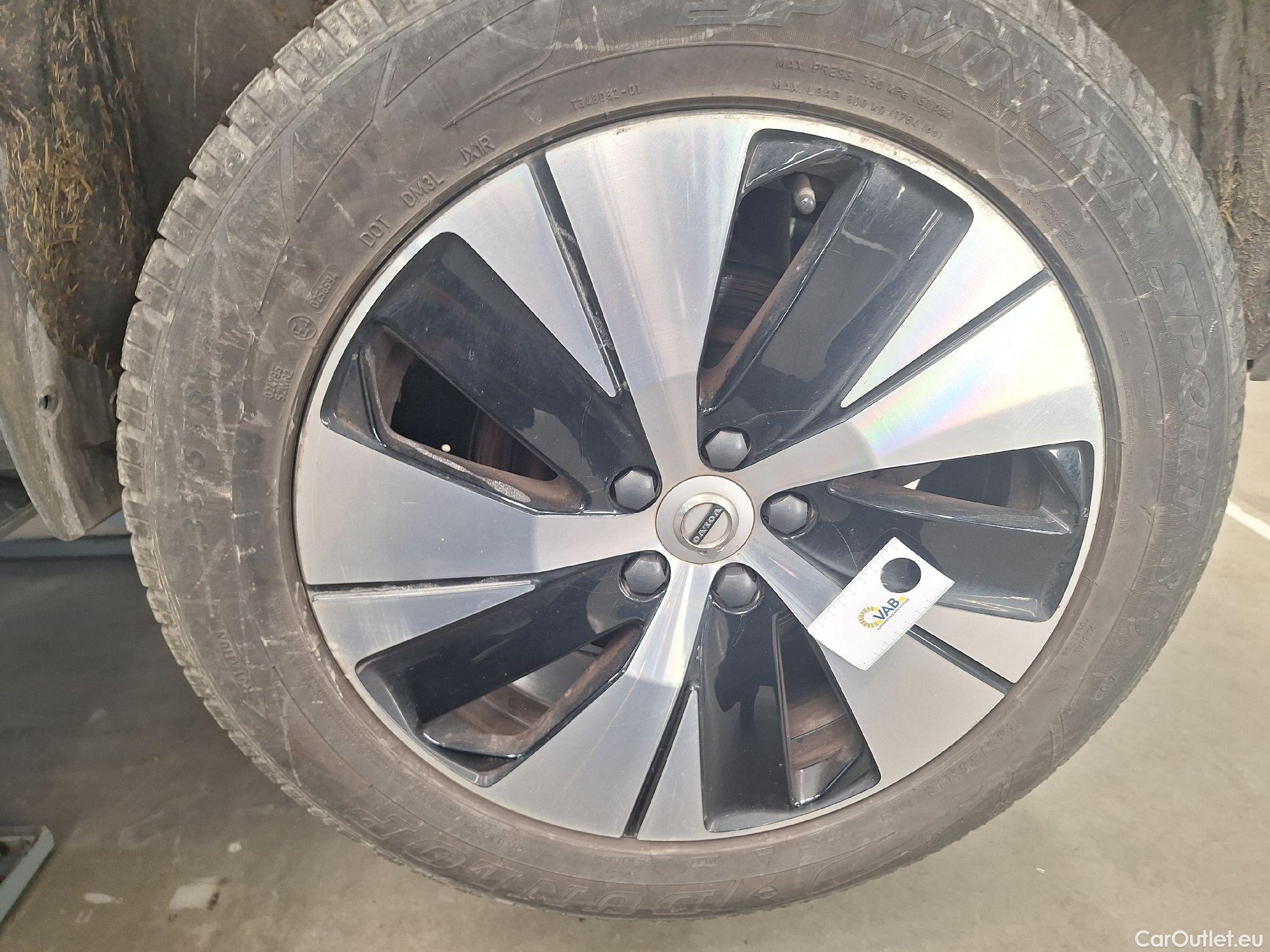  Volvo  XC 40 Volvo, XC40 '17 PHEV, Volvo XC40 T5 Recharge Geartronic Inscription Expr #47