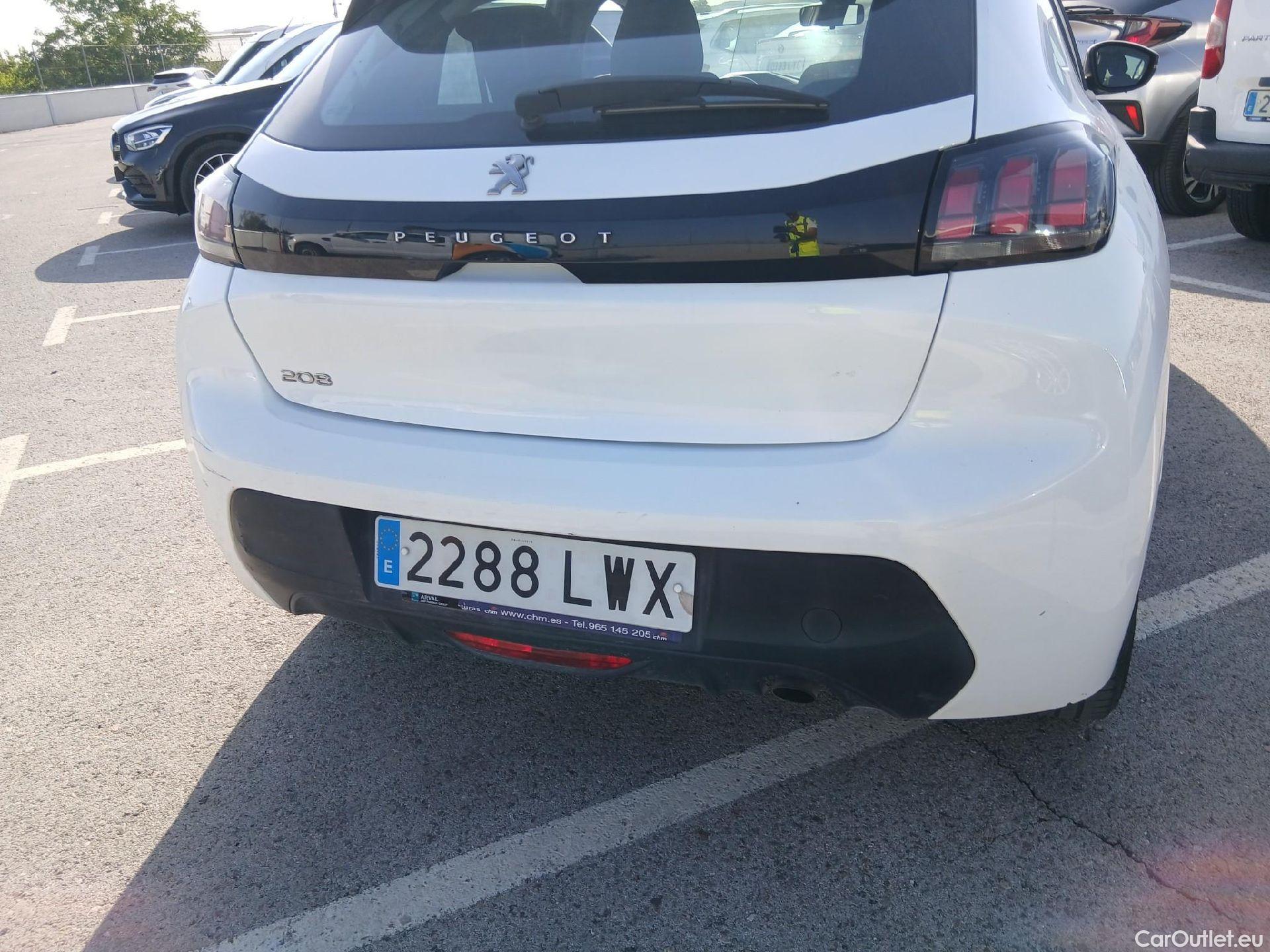  Peugeot  208 PEUGEOT  / 2019 / 5P / berlina con portón BlueHDi 73kW (100CV) Active #23
