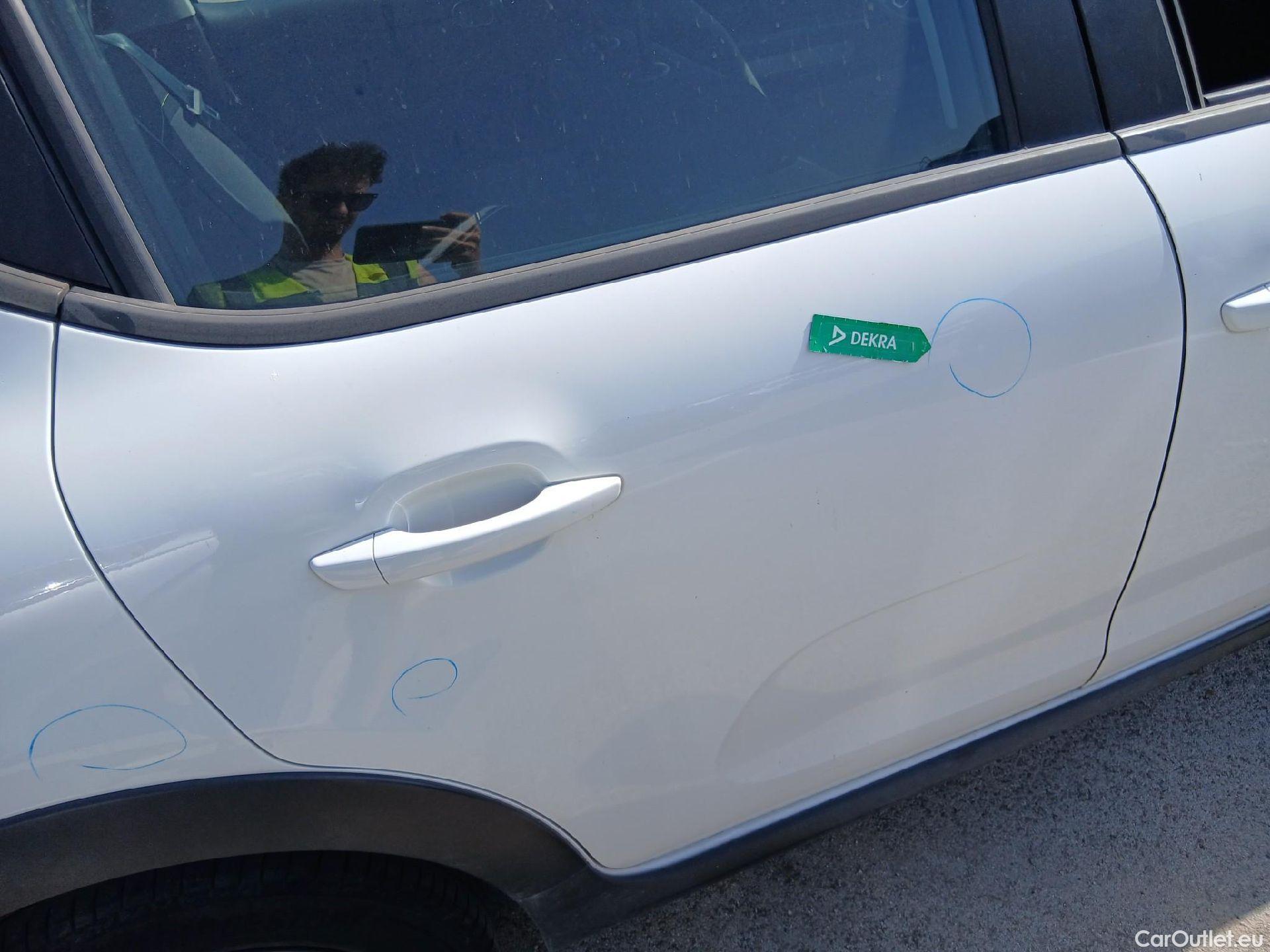  Citroen  C3 CITROEN  / 2020 / 5P / berlina con portón BlueHDi 75KW (100CV) S&S Live Pack #28