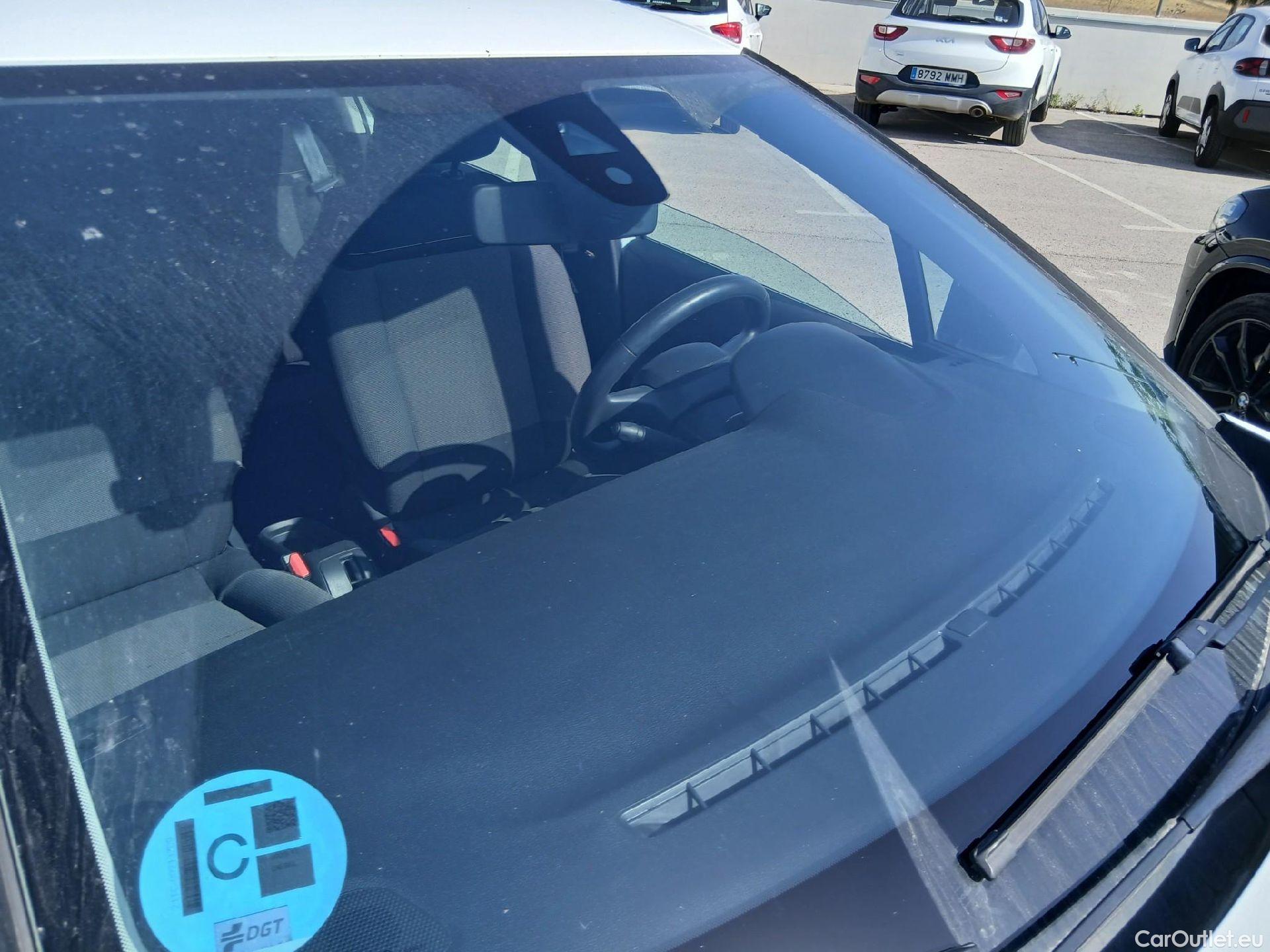  Citroen  C3 CITROEN  / 2020 / 5P / berlina con portón BlueHDi 75KW (100CV) S&S Live Pack #3