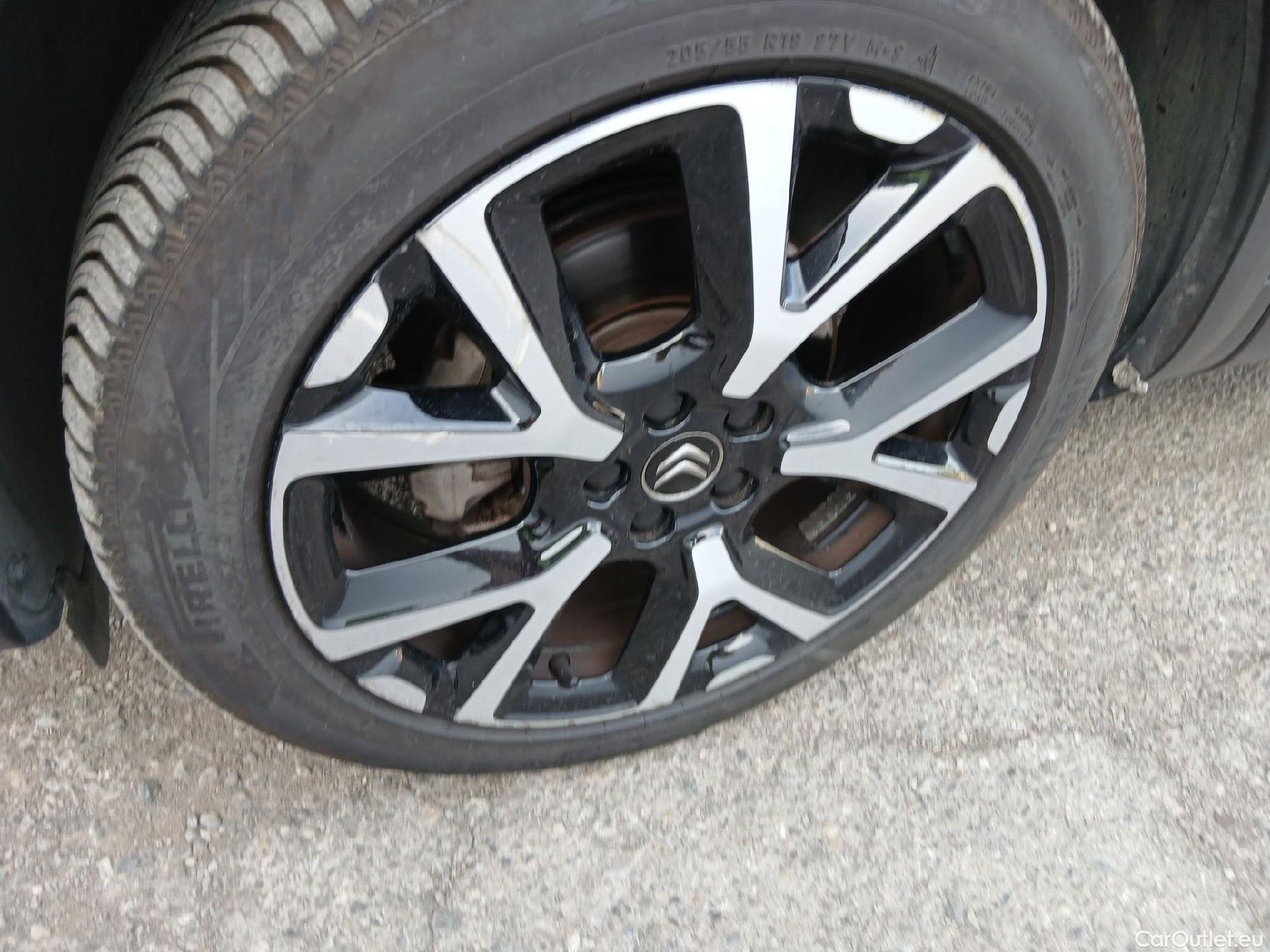  Citroen  C5 Aircross CITROEN  / 2022 / 5P / todoterreno BlueHdi 96kW (130CV) S&S EAT8 Shine Pack #4