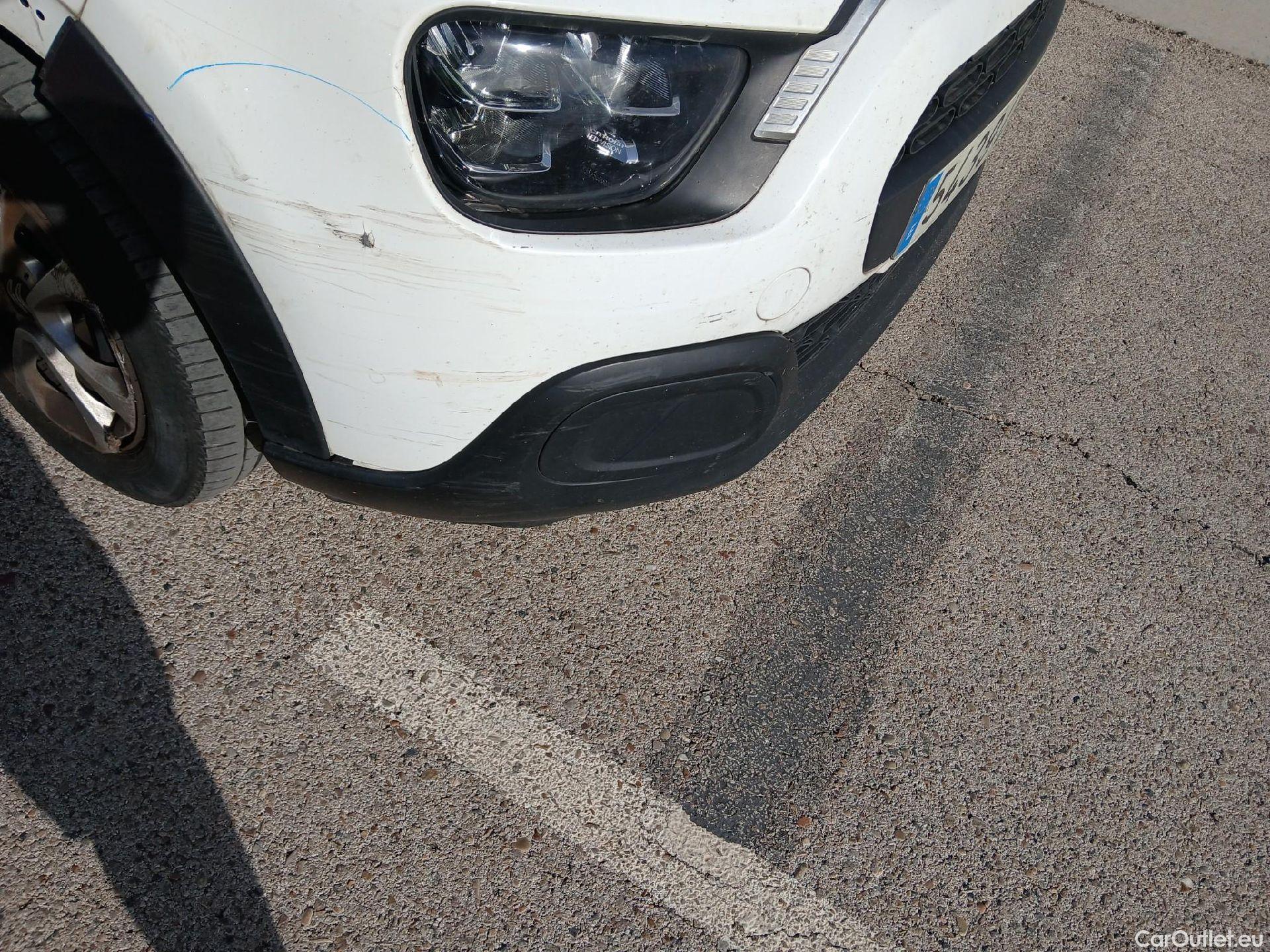  Citroen  C3 CITROEN  / 2020 / 5P / berlina con portón BlueHDi 75KW (100CV) S&S Live Pack #17
