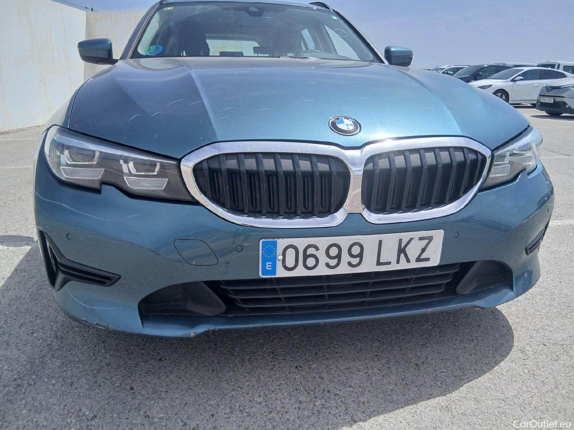  Bmw  Serie 3 BMW  / 2019 / 5P / familiar 320d Auto.Touring #6