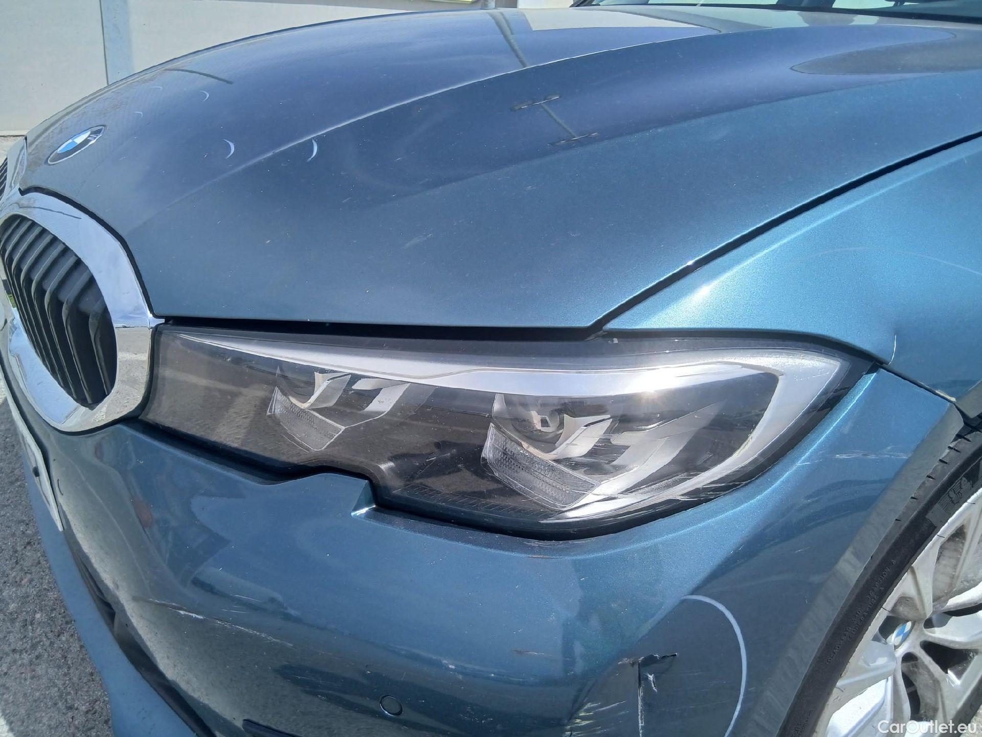  Bmw  Serie 3 BMW  / 2019 / 5P / familiar 320d Auto.Touring #12