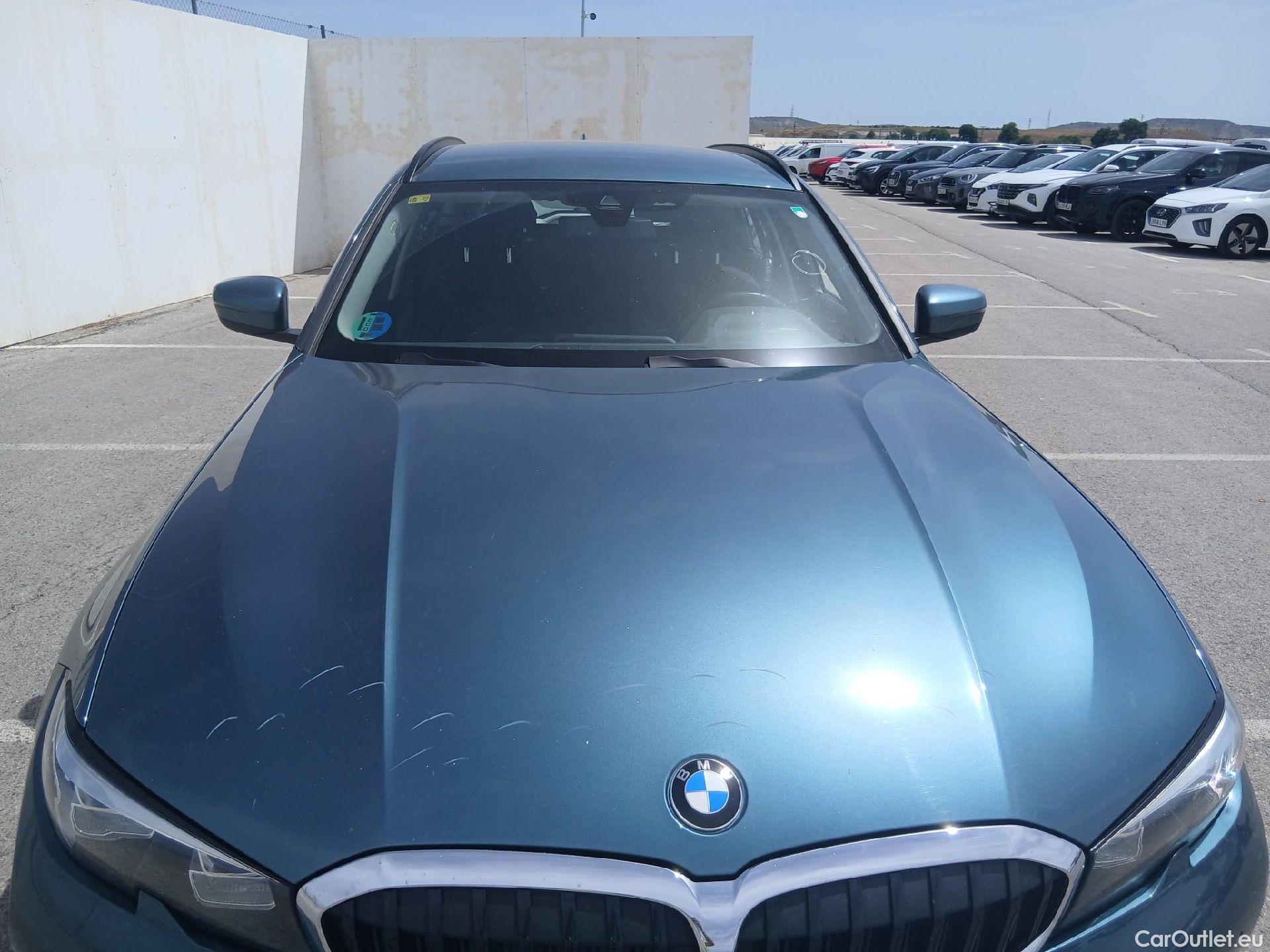  Bmw  Serie 3 BMW  / 2019 / 5P / familiar 320d Auto.Touring #3