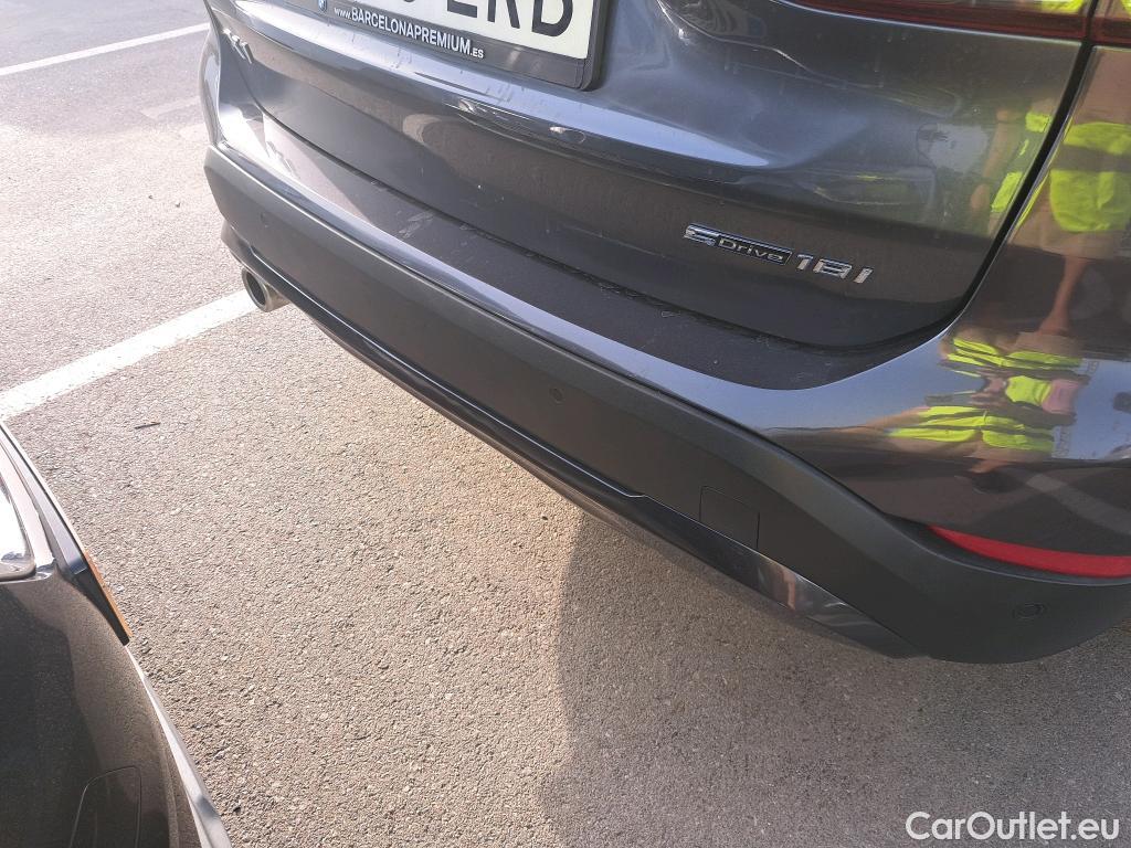  Bmw  X1 BMW  sDrive18iA #32