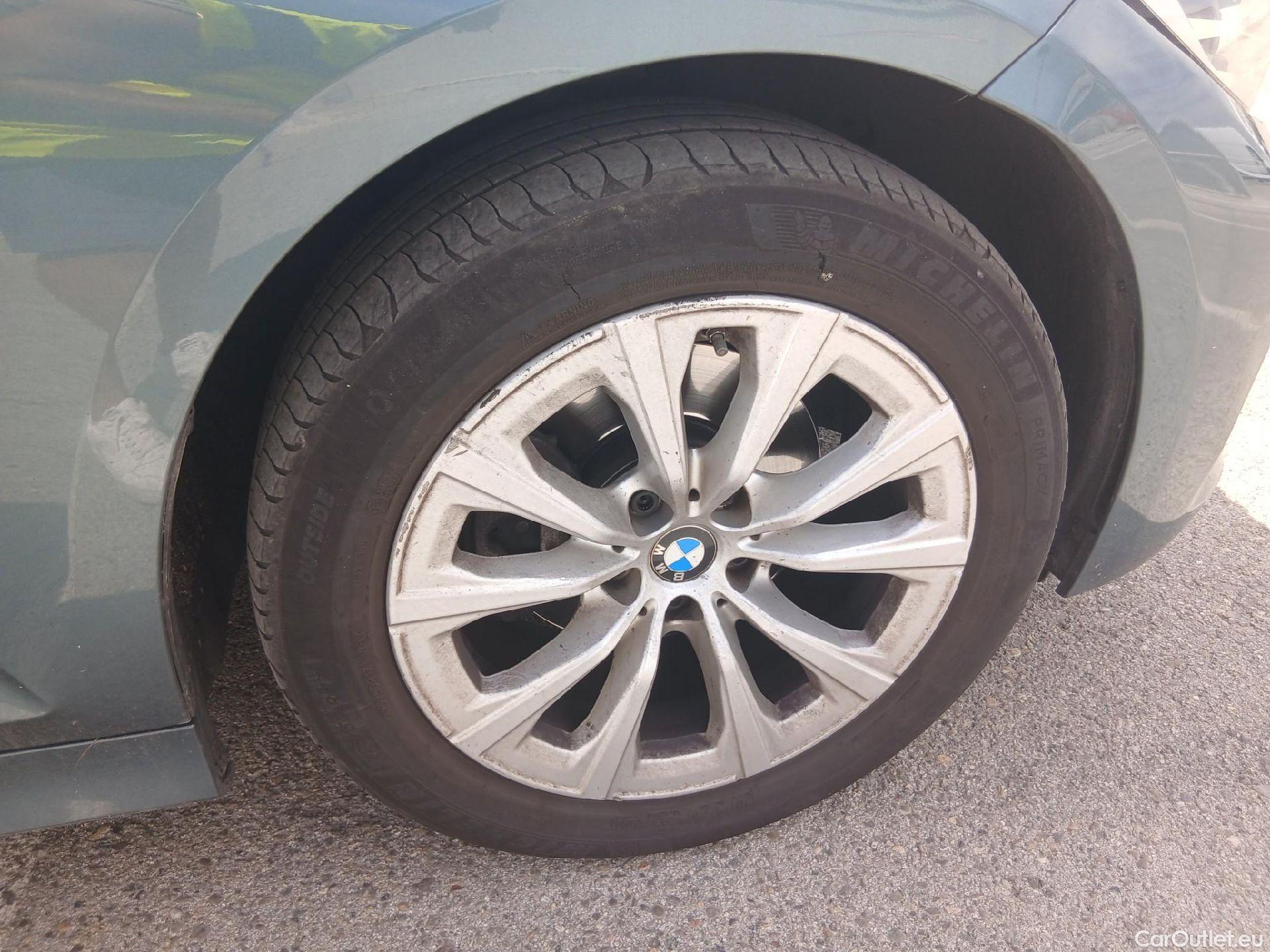  Bmw  Serie 3 BMW  / 2019 / 5P / familiar 320d Auto.Touring #47