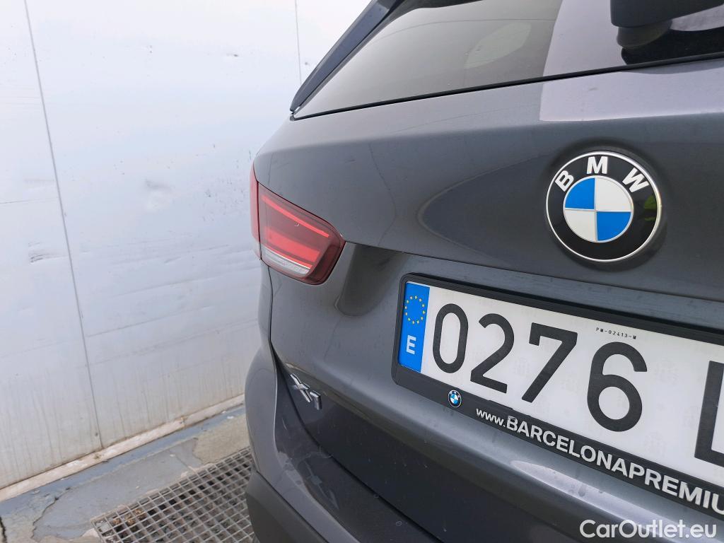  Bmw  X1 BMW  sDrive18iA #50