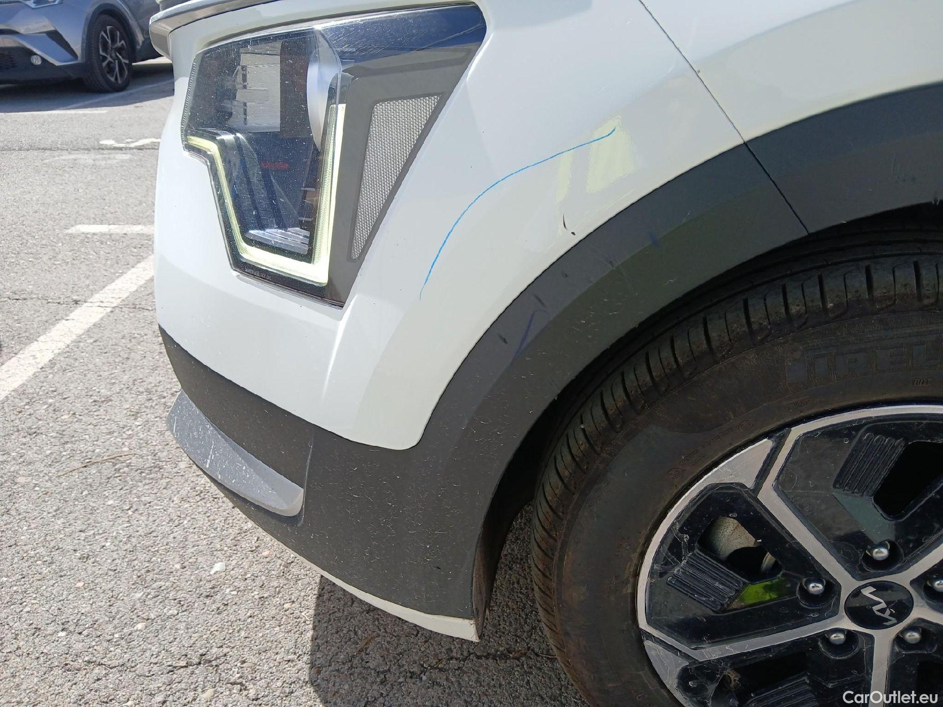  KIA  Niro KIA  / 2022 / 5P / crossover 1.6 GDi HEV 104kW (141CV) Concept #14