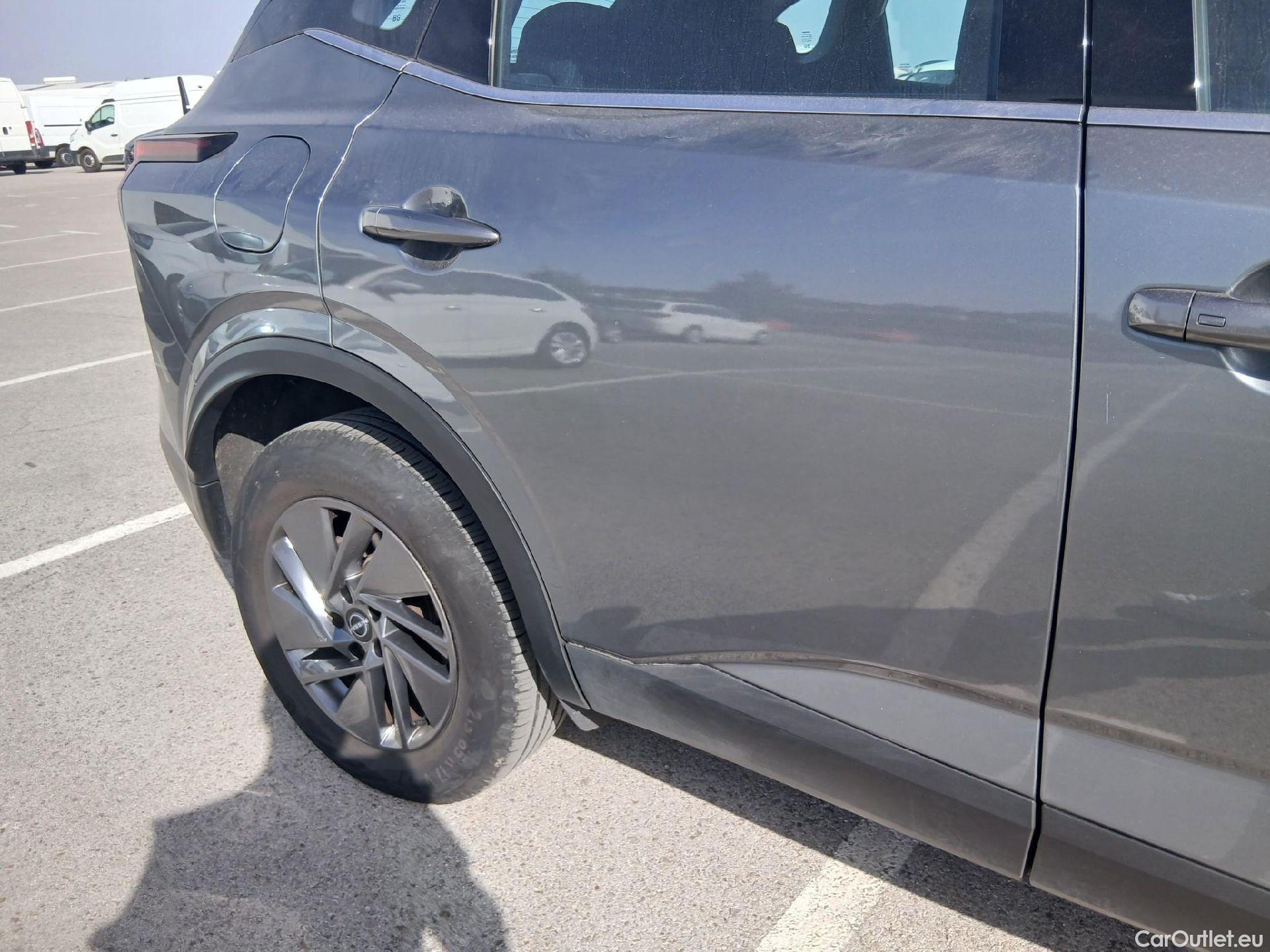  Nissan  Qashqai NISSAN  / 2021 / 5P / todoterreno DIG-T 116kW (158CV) mHEV Xtronic Acenta (AC9) #18
