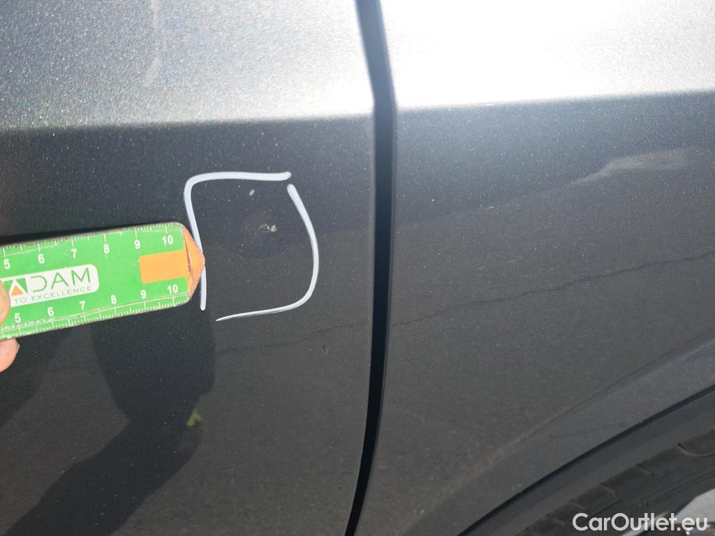  Nissan  Qashqai NISSAN  / 2021 / 5P / todoterreno DIG-T 116kW Xtronic N-Connecta #6