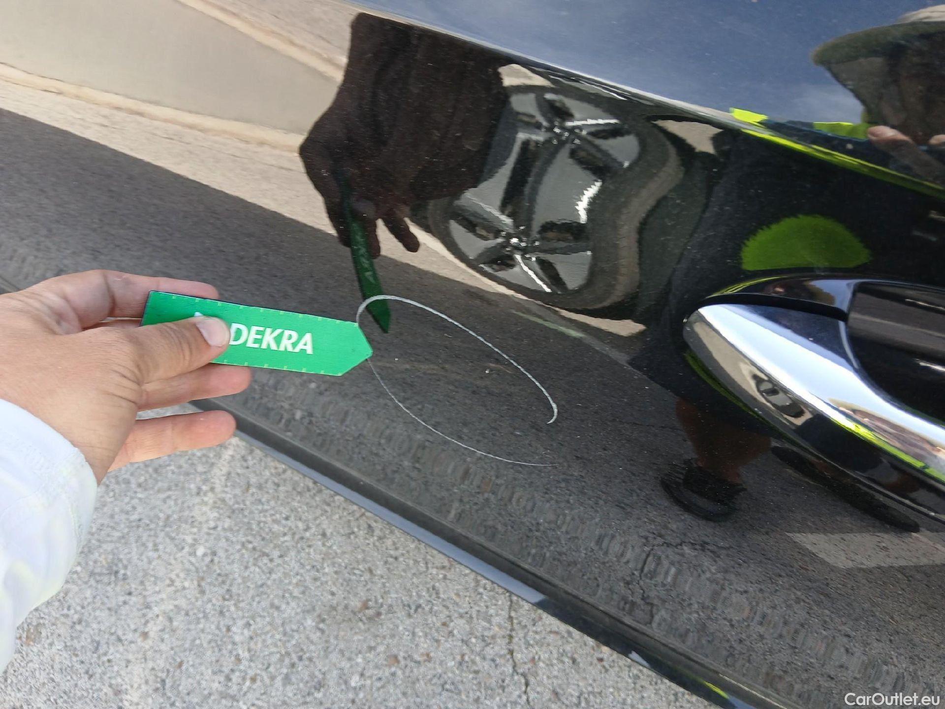  Mercedes  A-Klasse MERCEDES-BENZ Clase A / 2018 / 4P / sedán Sedán A 200 d #10