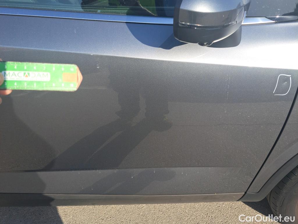  Nissan  Qashqai NISSAN  / 2021 / 5P / todoterreno DIG-T 116kW Xtronic N-Connecta #5