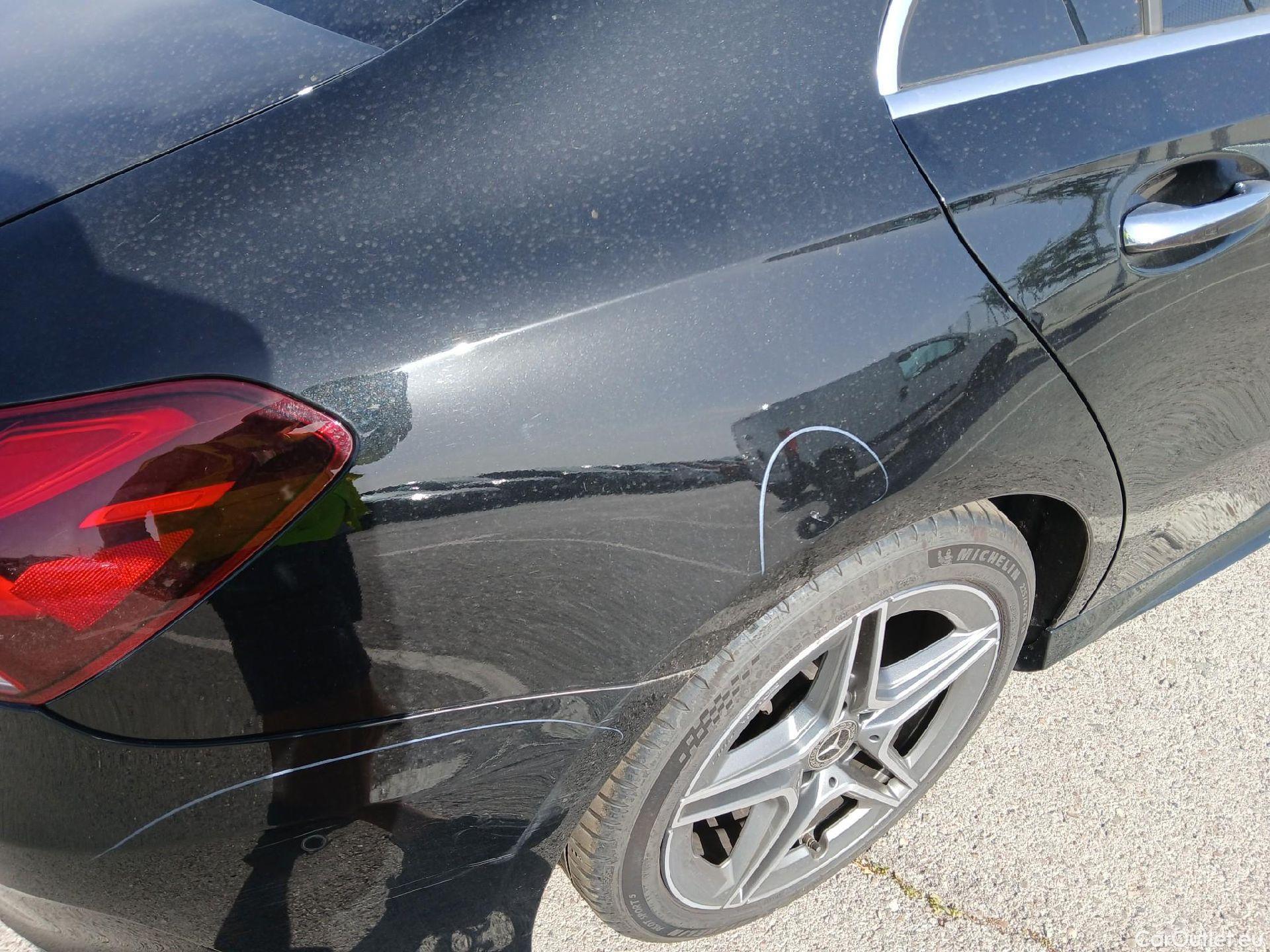  Mercedes  A-Klasse MERCEDES-BENZ Clase A / 2018 / 4P / sedán Sedán A 200 d #19