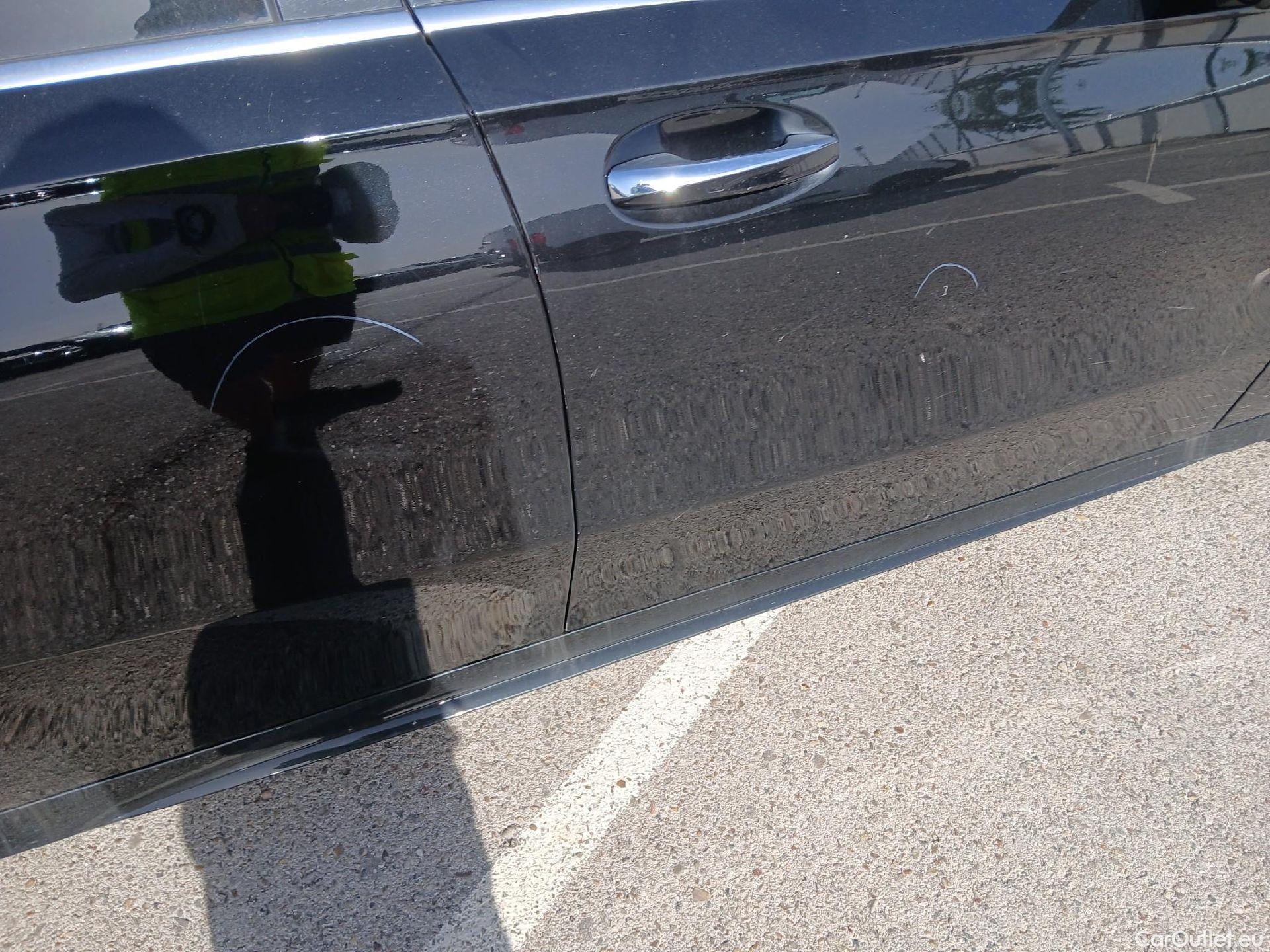 Mercedes  A-Klasse MERCEDES-BENZ Clase A / 2018 / 4P / sedán Sedán A 200 d #26