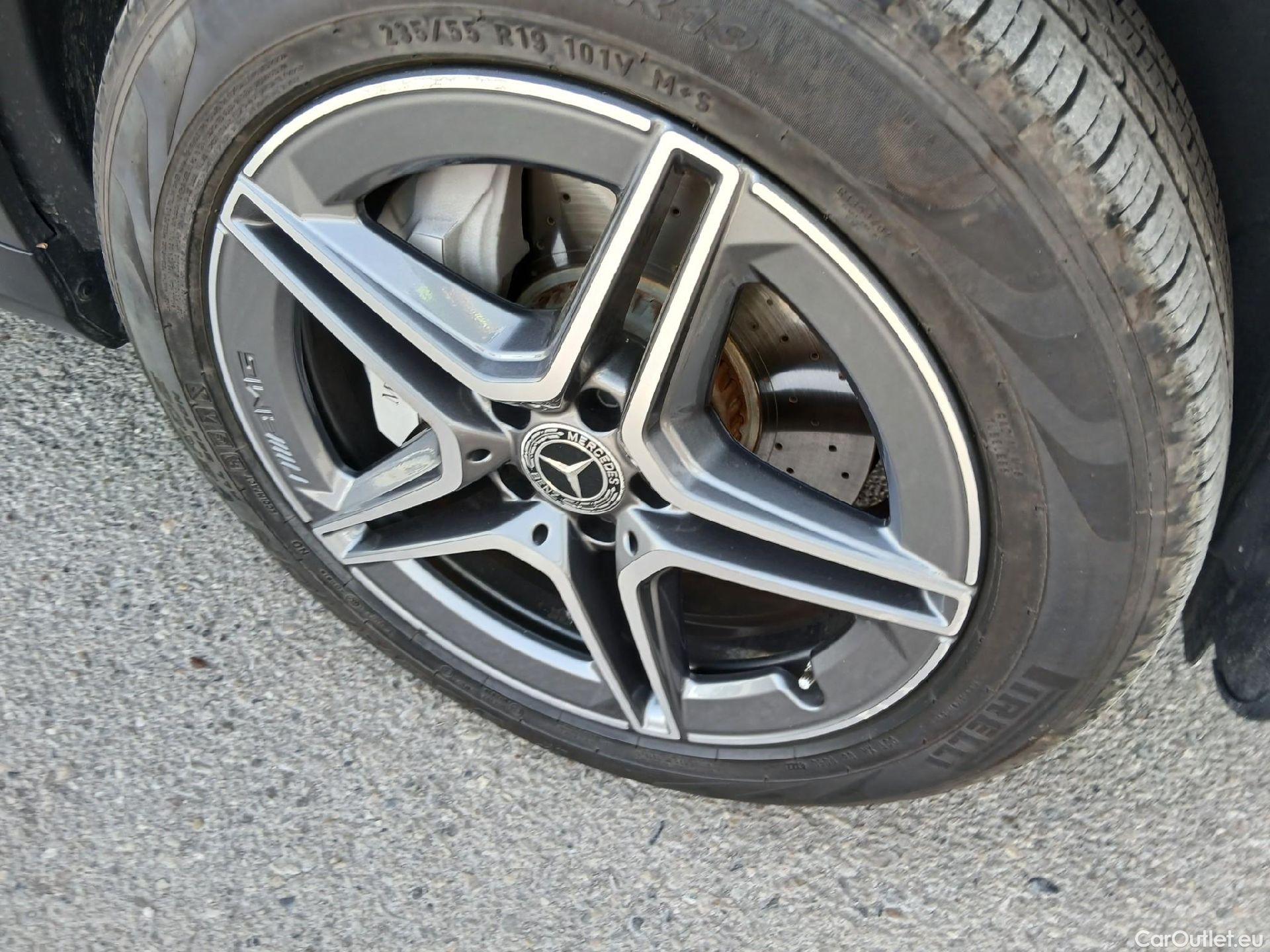  Mercedes  G-Klasee MERCEDES-BENZ GLC Coupé / 2019 / 5P / coupé GLC 300 de 4MATIC #31