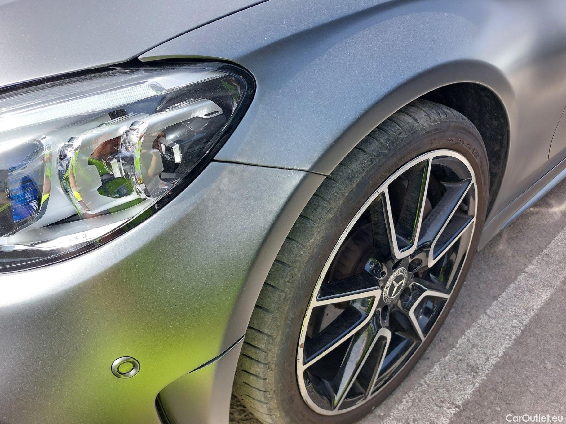  Mercedes  C-Klasse MERCEDES-BENZ Clase C / 2018 / 2P / coupé Coupé C 300 #1