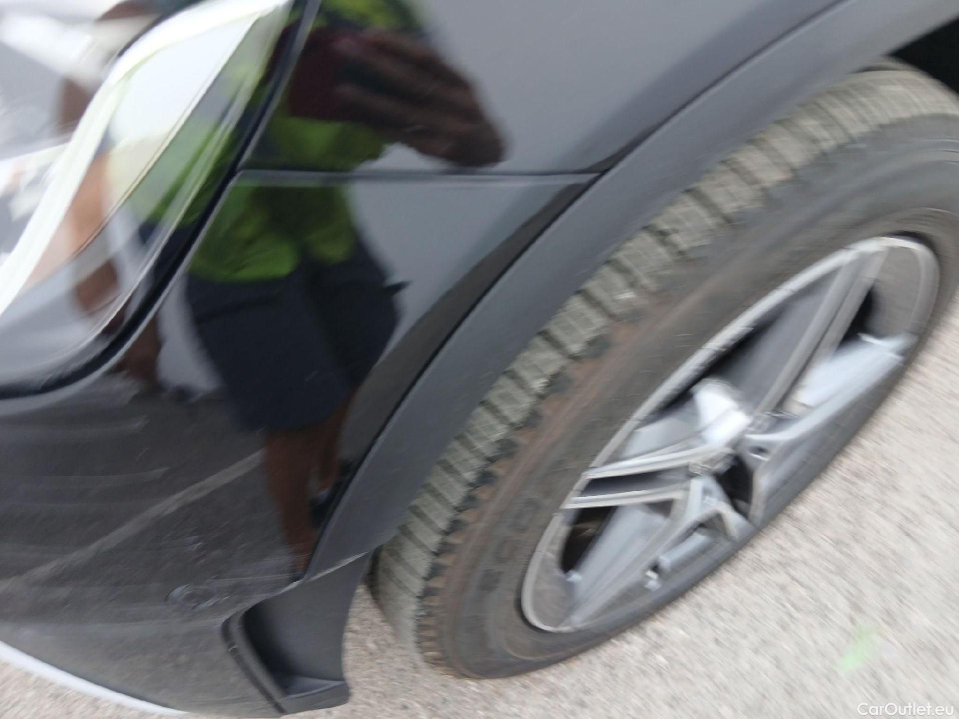  Mercedes  G-Klasee MERCEDES-BENZ GLC Coupé / 2019 / 5P / coupé GLC 300 de 4MATIC #8