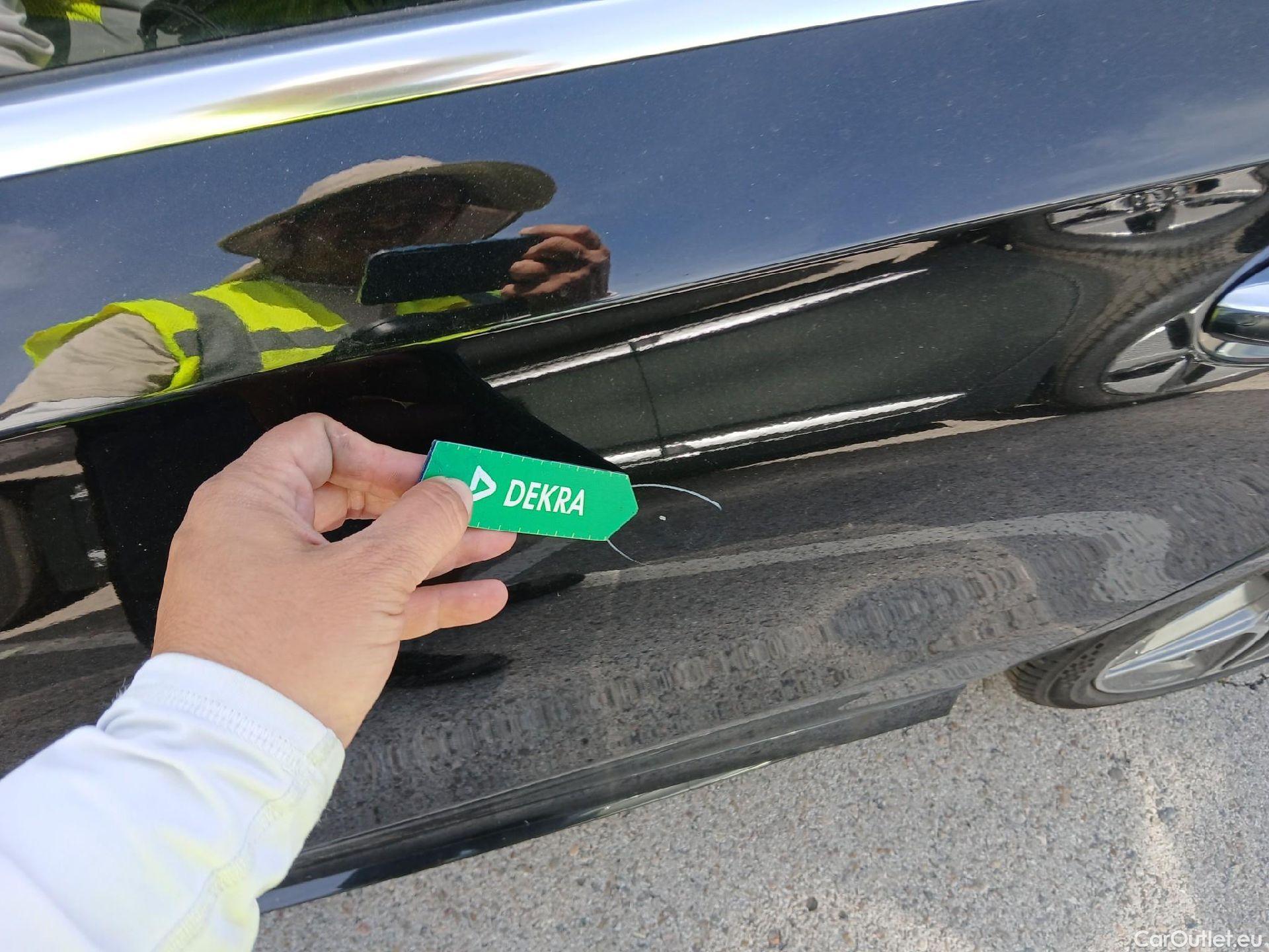  Mercedes  A-Klasse MERCEDES-BENZ Clase A / 2018 / 4P / sedán Sedán A 200 d #13