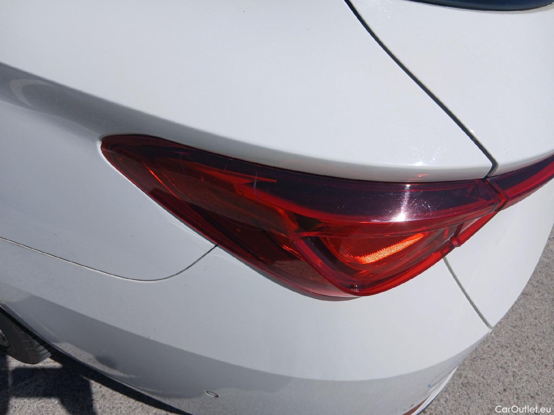  Seat  Leon SEAT Nuevo León / 2020 / 5P / familiar SP 1.4 e-Hybrid DSG S&S Xcellence Go L #19