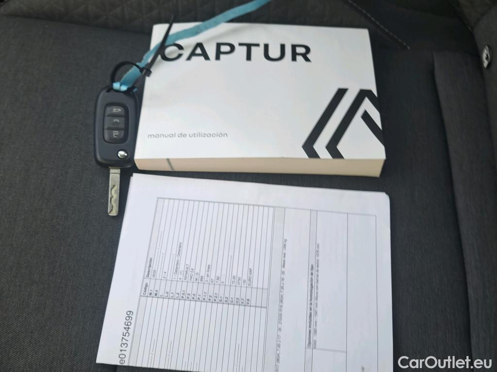  Renault  Captur RENAULT  / 2020 / 5P / todoterreno Intens TCe 90 #1