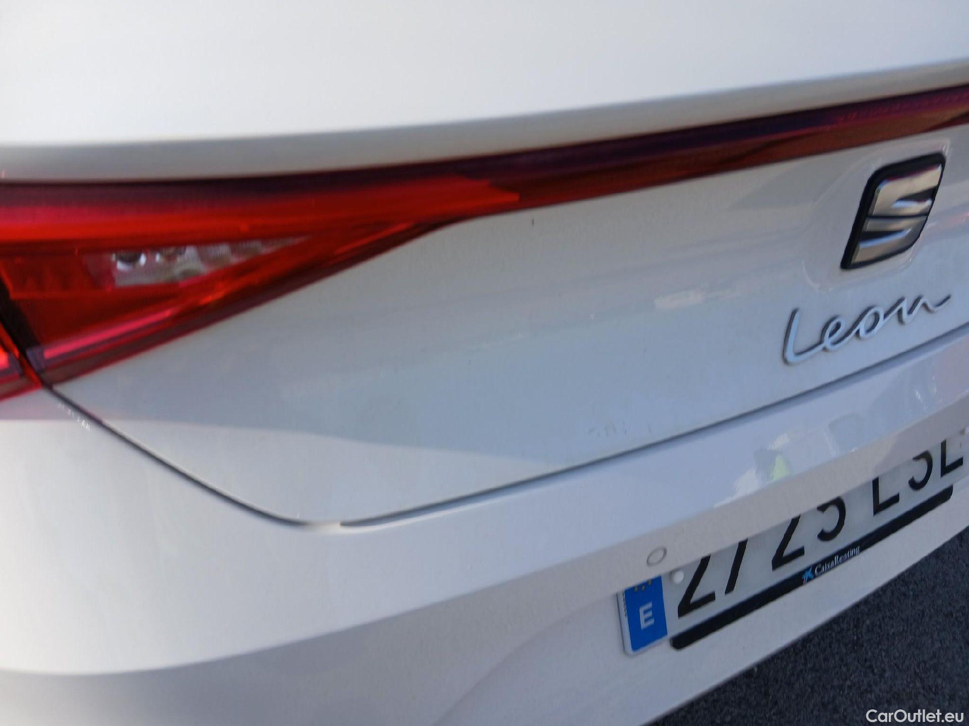  Seat  Leon SEAT Nuevo León / 2020 / 5P / berlina con portón 2.0 TDI 85kW S&S Style Go (AC3) #10