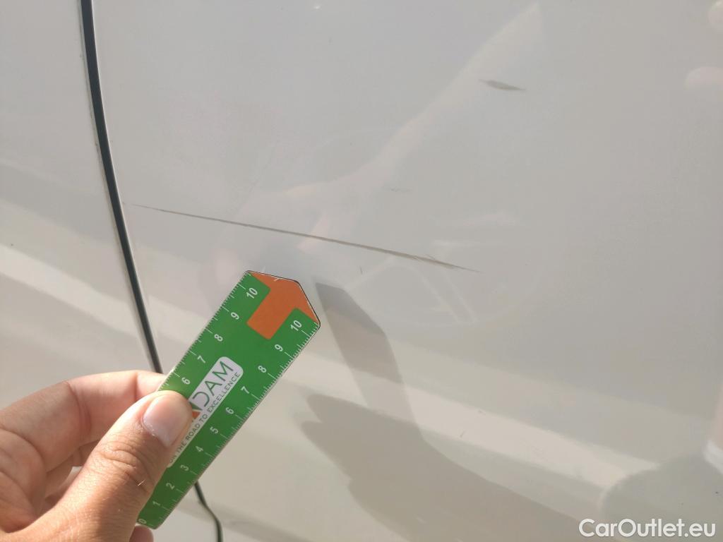  Skoda  KAMIQ SKODA  / 2019 / 5P / todoterreno 1.0 TSI 81kW (110CV) Emotion #24