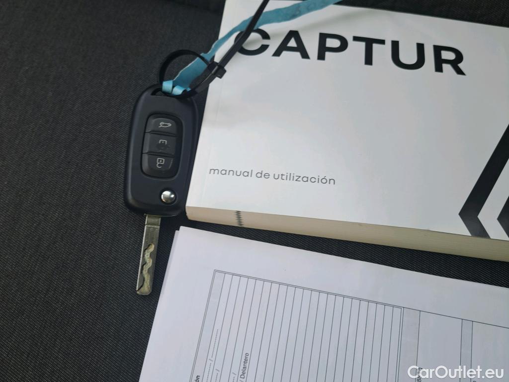  Renault  Captur RENAULT  / 2020 / 5P / todoterreno Intens TCe 90 #2