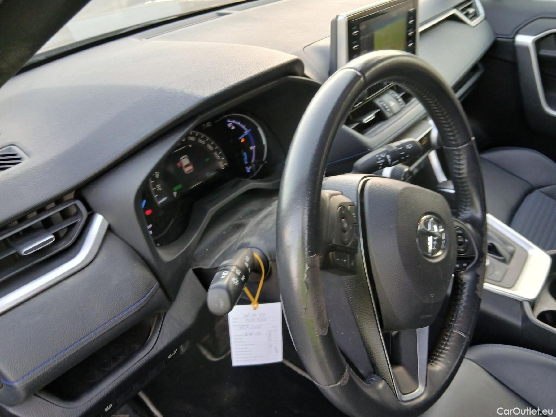 Toyota  RAV4 TOYOTA  / 2018 / 5P / todoterreno 2.5l 220H Feel! 4WD #26