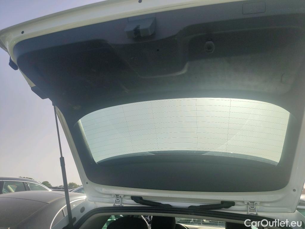  Skoda  KAMIQ SKODA  / 2019 / 5P / todoterreno 1.0 TSI 81kW (110CV) Emotion #17
