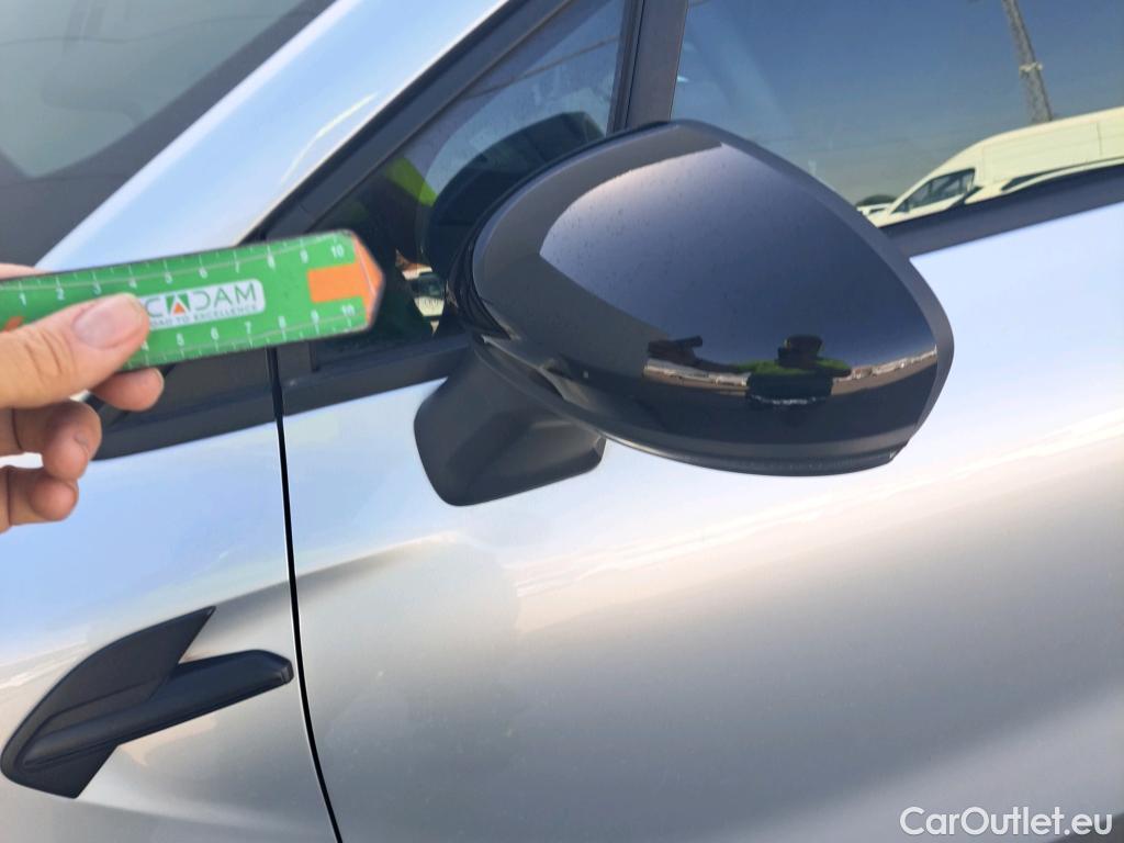  Renault  Captur RENAULT  / 2020 / 5P / todoterreno Intens TCe 90 #20
