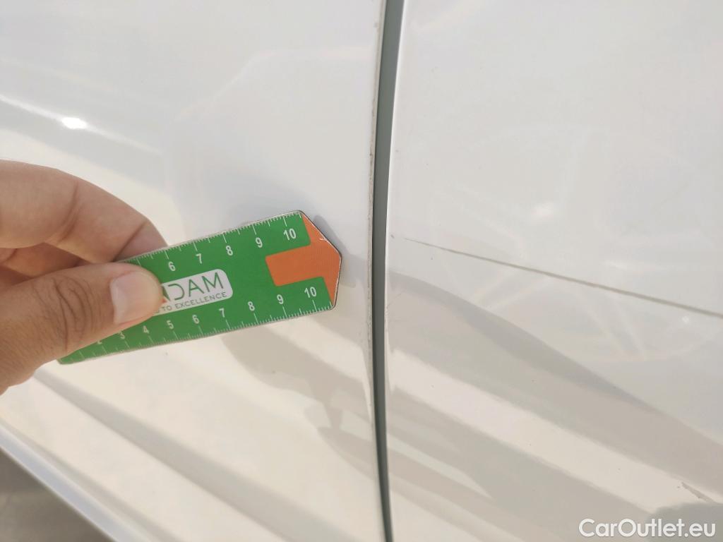  Skoda  KAMIQ SKODA  / 2019 / 5P / todoterreno 1.0 TSI 81kW (110CV) Emotion #12
