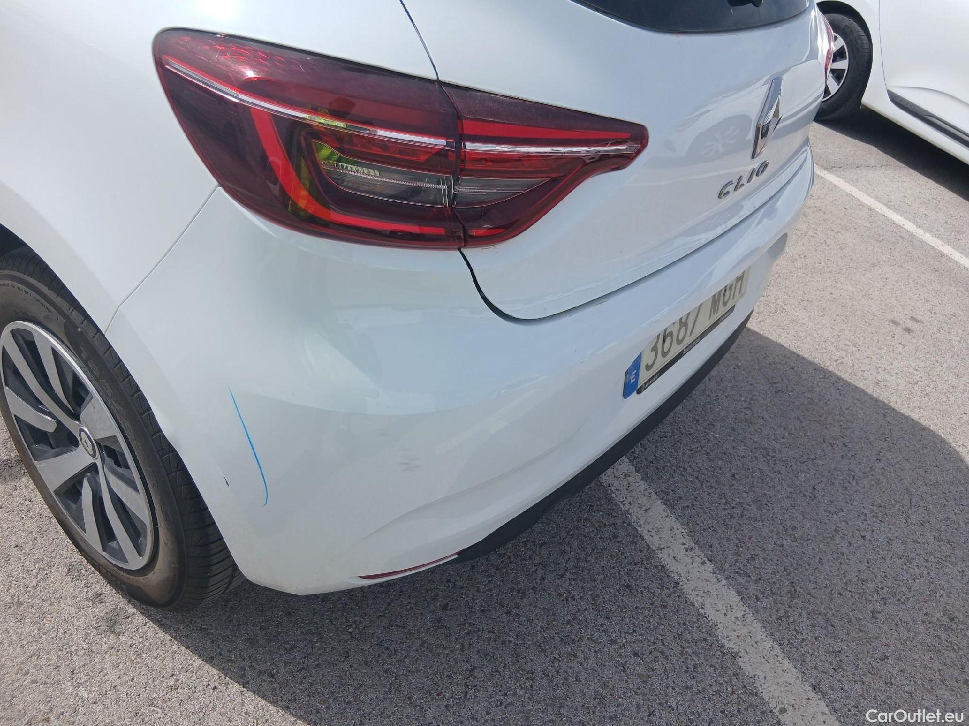  Renault  Clio RENAULT  / 2019 / 5P / berlina con portón Equilibre Blue dCi 74kW (100CV) #18