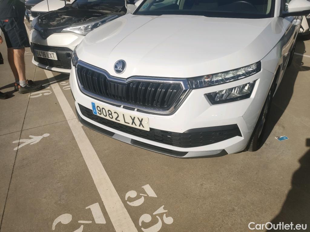  Skoda  KAMIQ SKODA  / 2019 / 5P / todoterreno 1.0 TSI 81kW (110CV) Emotion #29