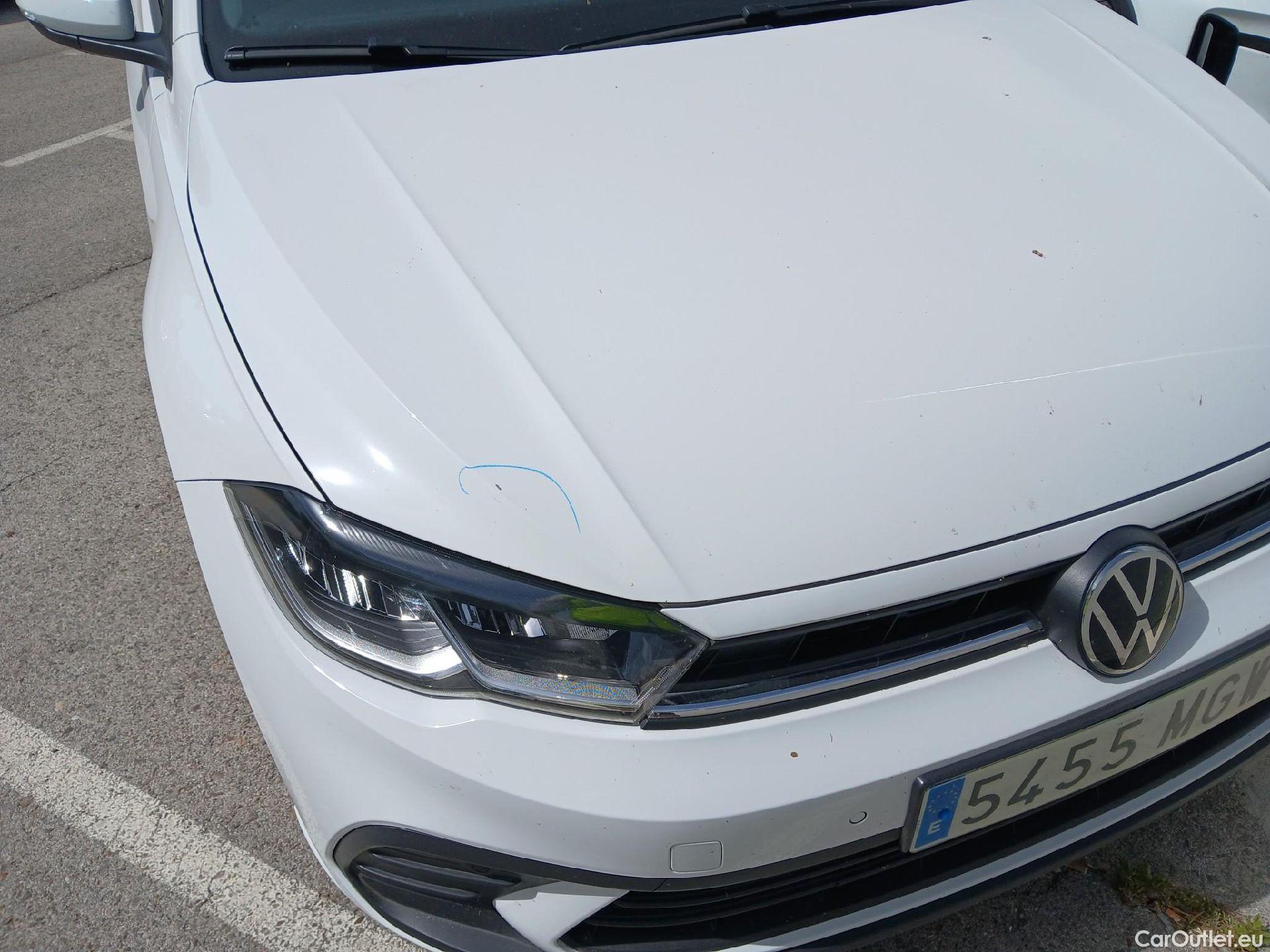  Volkswagen  Polo VOLKSWAGEN  / 2021 / 5P / berlina con portón Life 1.0 TSI 70kW (95CV) #4