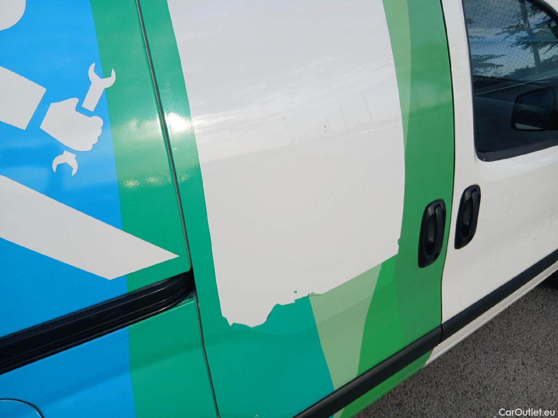 Fiat  Fiorino FIAT  / 2016 / 3P / furgón derivado de turismo Cargo Base N1 1.3 MJet 59 kW (80 CV) #25