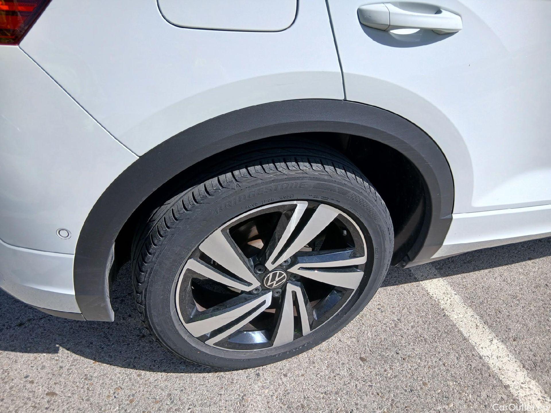  Volkswagen  T-ROC VOLKSWAGEN  / 2021 / 5P / todoterreno R-Line 2.0 TDI 110kW (150CV) DSG #28